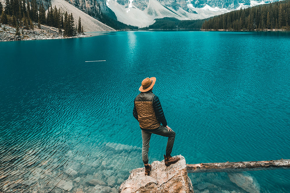 Man-traveling-in-Canada-mountains